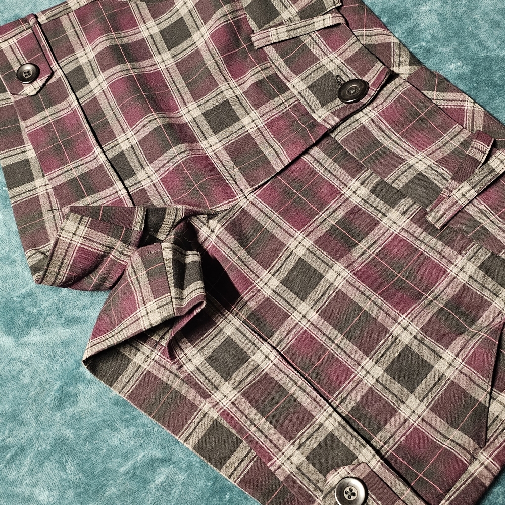 4/$20 Plaid Black & Burgundy Shorts - Picture 2 of 5